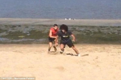 Προετοιμασία στην … παραλία για Φελαϊνί (photos)