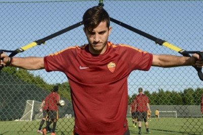 Μανωλάς: «Εγώ είμαι το μέλλον»