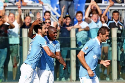 Απάντησε η Λάτσιο, 3-0 την Τσεζένα (video)