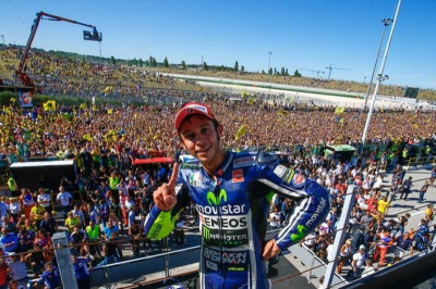 Moto GP: Το θέαμα της νίκης του Ρόσι στο Μισάνο (videos)