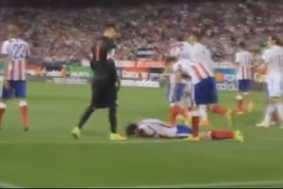 Ρεάλ - Ατλέτικο: Υποψία για μπουνιές του Ρονάλντο (video)