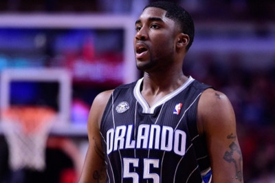 Σικάγο Μπουλς: Διετές συμβόλαιο για Ετουάν Μουρ