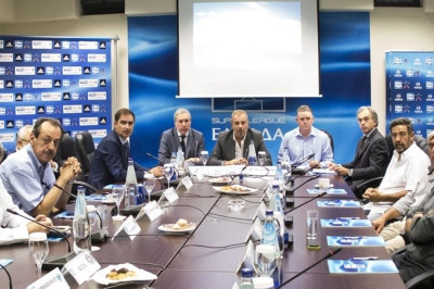 Super League : Συνάντηση  εκπροσώπων ομάδων με Χιου Ντάλας