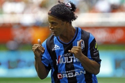 Ροναλντίνιο: Επιστροφή… με γκολ (video)