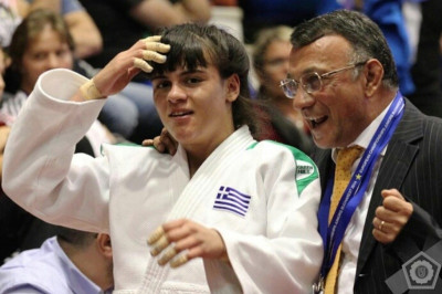 Τελτσίδου: «Ονειρεύομαι να γίνω ο θηλυκός... Ηλίας Ηλιάδης» (photos)