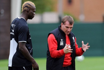 Προειδοποιητική βολή Μπαλοτέλι προς την Έβερτον (video+photos)