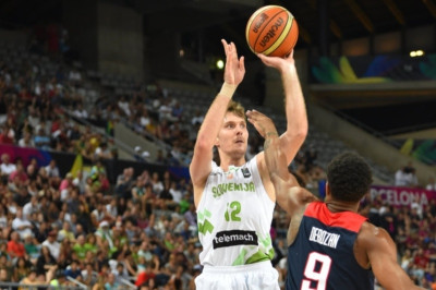 Φίνιξ Σανς: «Έκλεισαν» και Ζόραν Ντράγκιτς