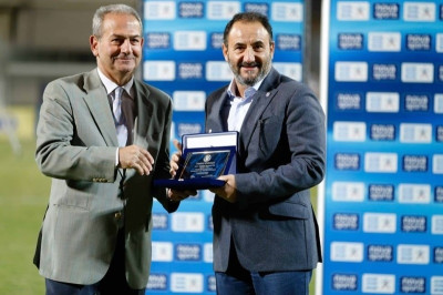 ΑΕΛ Καλλονής: Τίμησε τον διοικητική του ΕΚΑΒ