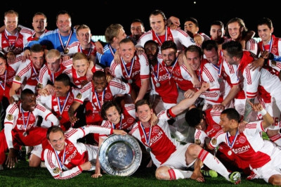 Σύναξη στην Αγγλία πρώην άσων του  Άγιαξ (photo)