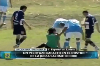 Έβγαλε νοκ – άουτ την διαιτητή (video+photos)