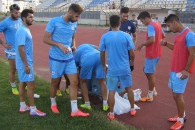 ΠΑΣ Γιάννινα: Εκτός Ίλιτς, Στρούνα