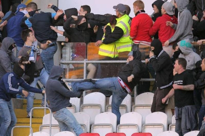 Γερμανία: Απίστευτα επεισόδια στην δεύτερη κατηγορία (video)