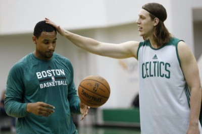 Μπόστον Σέλτικς: Προς πεντάδα ο Κέλι Όλινικ