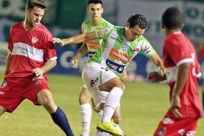 Βολιβία: Ομάδα έπαιξε με... εμφανίσεις της Στουτγάρδης! (video)