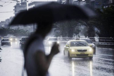 Καιρός: Έρχονται βροχές και καταιγίδες
