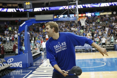 Ντάλας Μάβερικς: Χωρίς Νοβίτσκι με Ρόκετς