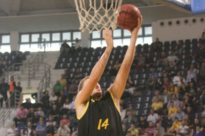 Βεζένκοφ: «Μπορούσαμε ακόμα καλύτερα»