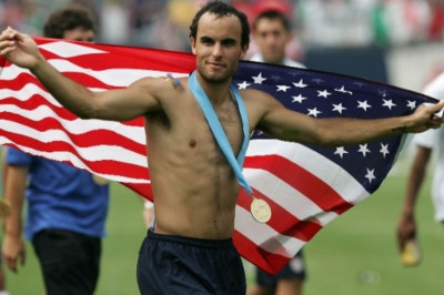 Λατρεία  Αμερικανών για Ντόνοβαν (video+photos)