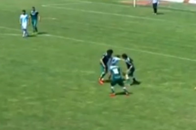 Χιλή: Το πιο... μαχητικό γκολ (video)