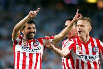 Αυστραλία: Γκολ από Βίγια με ασίστ του Νταφ! (video)