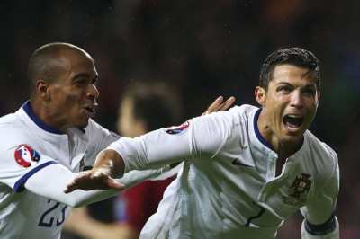 Προκριματικά Euro 2016: Σοκ στη Γερμανία, λυτρωτής ο Ρονάλντο (videos)