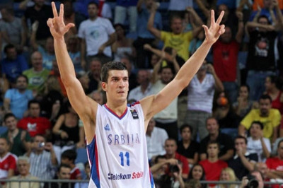 Μάρκο Κέσελ: Υπέγραψε στη Μέγκα Βιζούρα