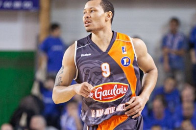 Άλεξ Άκερ: Συνεχίζει στην Τουρκία