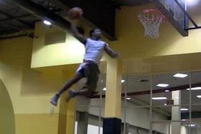 Άφθονο γέλιο από αποτυχημένα καρφώματα (video)