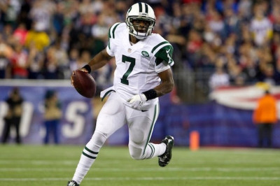 Αμερικανικό ποδόσφαιρο: Παίκτης «γκρέμισε» γυναίκα! (videos)