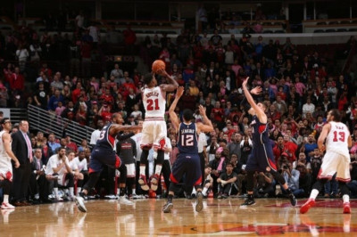 NBA: Τρελάθηκε ο Τζίμι Μπάτλερ των Μπουλς (videos)