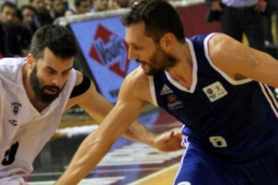 Κουμπούρας: «Να αντεπεξέλθουμε στην πίεση»