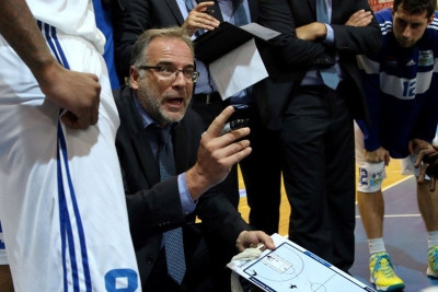 Σκουρτόπουλος: «Καλύτεροι κάθε εβδομάδα»