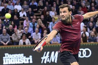 Τένις: Εξωπραγματικά χτυπήματα από τον Ντιμιτρόφ (video)