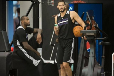 Σακραμέντο Κινγκς: «Θερμή» υποδοχή από Όμρι Κάσπι