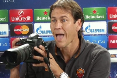 Ειρωνική συμπεριφορά Γκαρσία προς τους φωτορεπόρτερ (video)