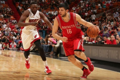 NBA: Μέτριος Παπανικολάου, ήττα για Ρόκετς (videos)