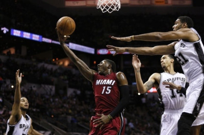 Μαϊάμι Χιτ: Αναποφάσιστος ο Σποέλστρα για τον πλέι-μέικερ