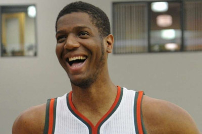 Μιλγουόκι Μπακς: Έξι ακόμα εβδομάδες έξω ο Ντάμιεν Ινγκλίς