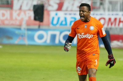 Ηρακλής: Εκτός οι Χουάντερσον, Περόνε