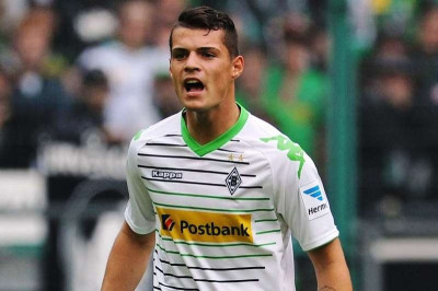 Γκλάντμπαχ: Πλήγμα με Τζάκα