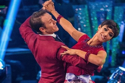 Η ίντριγκα Κράουτς - Μπριτζ για τις γυναίκες τους στο... Dancing (photos+videos)