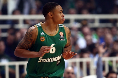 Παναθηναϊκός – Φενέρμπαχτσε /Ούλκερ: «Έβρεξε» τρίποντα και ρεκόρ