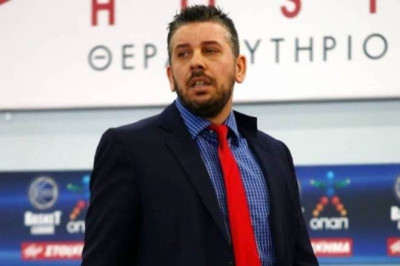 Παπαθεοδώρου: «Το «πρέπει» της νίκης με Απόλλωνα Πατρών»