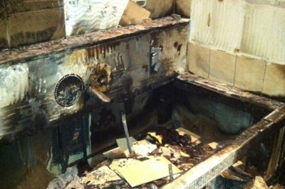 Μάριο Μπαλοτέλι: Το κατεστραμμένο μπάνιο του (photos)