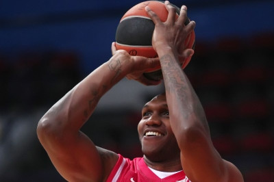 Ολυμπιακός: Θέλει Σίμονς η Σάσαρι