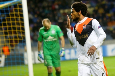 Σαχτάρ Ντόνετσκ: Έγραψε ιστορία ο Λουίς Αντριάνο (videos)