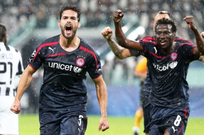 Ολυμπιακός: Προσελκύουν τα βλέμματα οι «ερυθρόλευκοι»