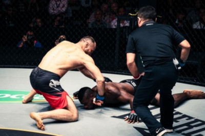 ONE FC 22: Έκπληξη με… Svirid στη Σιγκαπούρη (GIFs)