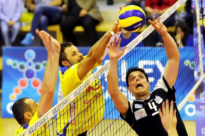 Τρίτωσαν οι νίκες για ΠΑΟΚ, 3-1 τον Παμβοχαϊκό