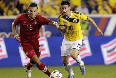 Διπλά Πολωνία και Κολομβία